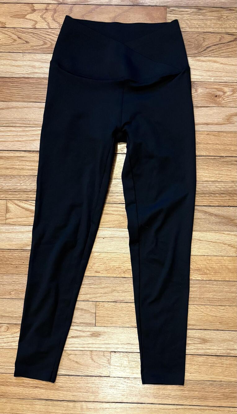 Dazy Leggings Womens Small Black High Rise Crossover Waist Ankle Yoga Pants